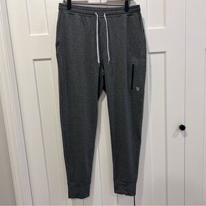 Vuori Sunday Performance Jogger - Men size M